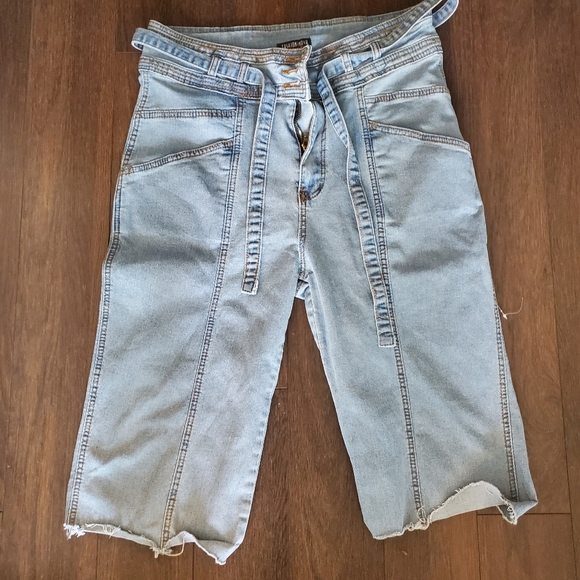 Fashion Nova Jeans - Picture 1 of 6